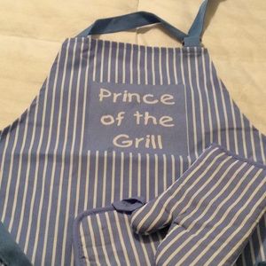 Blue/white apron